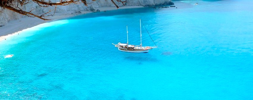 MattinGreece's tweet photo. How about a cruise where the boat stops and you can dive straight into the sea instead of waiting in line to get off the boat and having to take a bus or taxi to a beach? https://t.co/6CTqPOTR4M https://t.co/CJ6FPGHVje