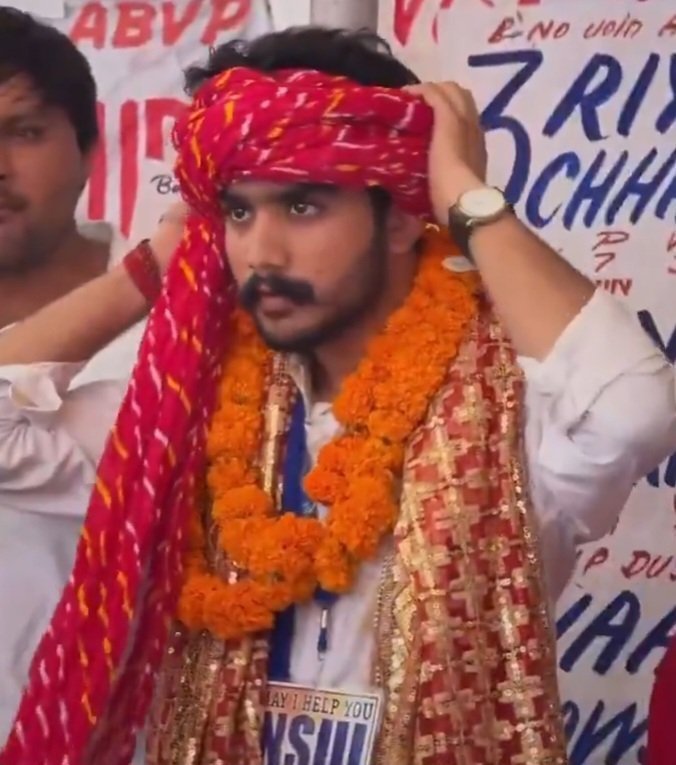 zargarshadab8's tweet photo. @JaikyYadav16 ख़ैर बात ये नहीं।
बात है आदिवासी की आज तक कोई भी आदिवासी अध्यक्ष नहीं बना है ये भी शिकार हो गए हैं अपनों की राजनीति से। https://t.co/KCgYJAbDwi