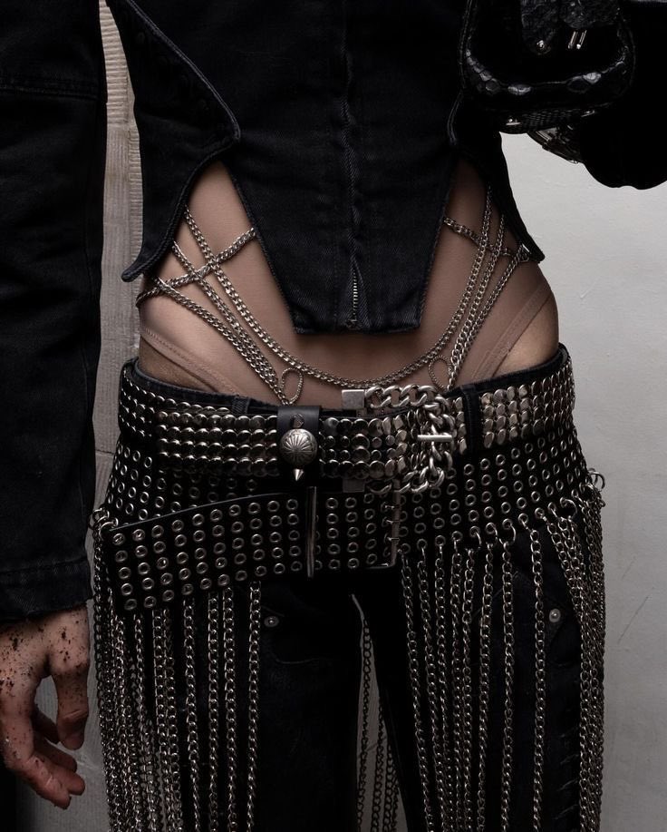 gothicornate_'s tweet photo. now I want to get these for my man https://t.co/xfPFw2ON2o