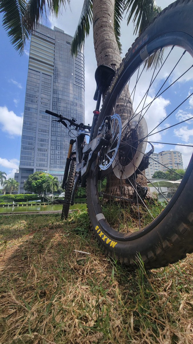 coty3027's tweet photo. Mtb 🤙 https://t.co/i7r2auFUc5