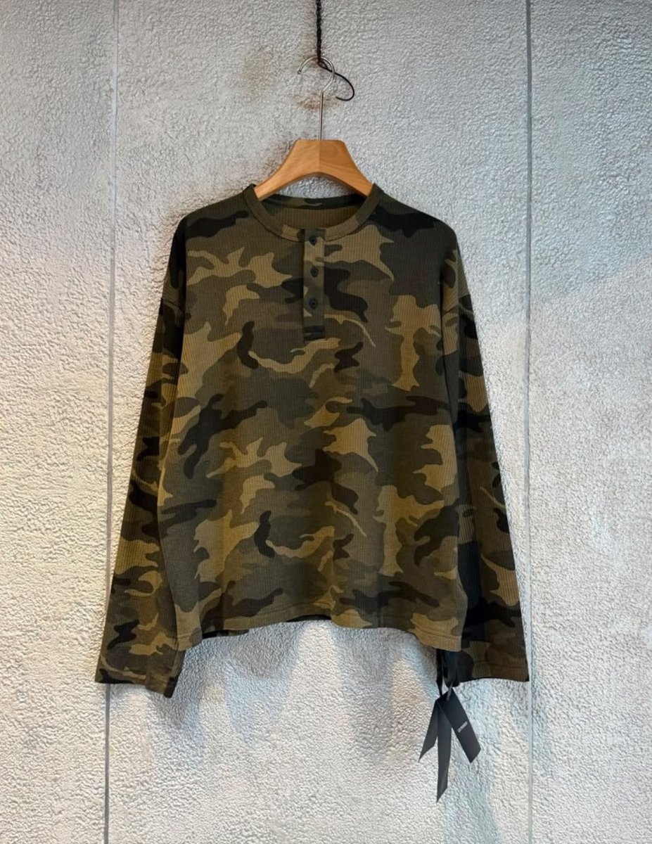 swagtemple400's tweet photo. Cool Tee
#Comonflage #DarkAesthetic #LuxuryStyle #EliteStyle #AllBlack #StreetLuxury #RichVibes #SilentLuxury #DarkFashion #Menswear #CleanFit #DripCheck https://t.co/7zewZVx495