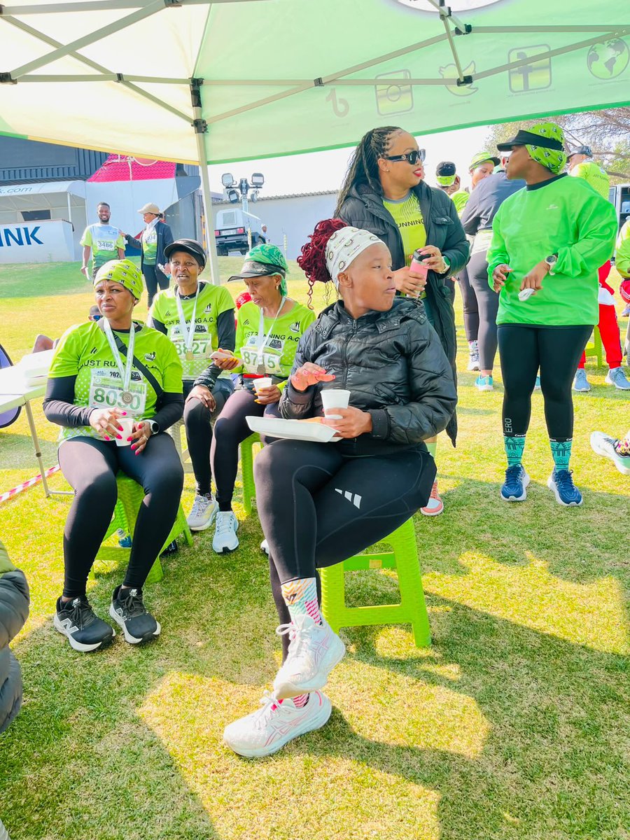 _NtsikiBaraka_'s tweet photo. Recovery mode, dope race ππΎββοΈβ
#NOMAGICPILLS.
#NOSECRETDIET.
#NOSHORTCUTS.
#JUSTDEDICATION.
#Comrades2027 #TheUltimateHumanRace #SkaFelaMoya #Comrades27
#healthiswealth #mentalhealthawareness
#LiveLifewithVitality https://t.co/eiWWmTRukR