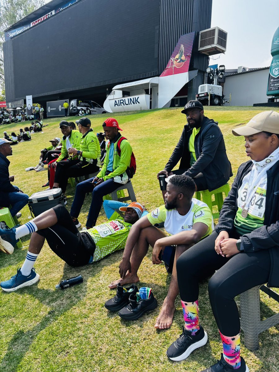 _NtsikiBaraka_'s tweet photo. Recovery mode, dope race ππΎββοΈβ
#NOMAGICPILLS.
#NOSECRETDIET.
#NOSHORTCUTS.
#JUSTDEDICATION.
#Comrades2027 #TheUltimateHumanRace #SkaFelaMoya #Comrades27
#healthiswealth #mentalhealthawareness
#LiveLifewithVitality https://t.co/eiWWmTRukR