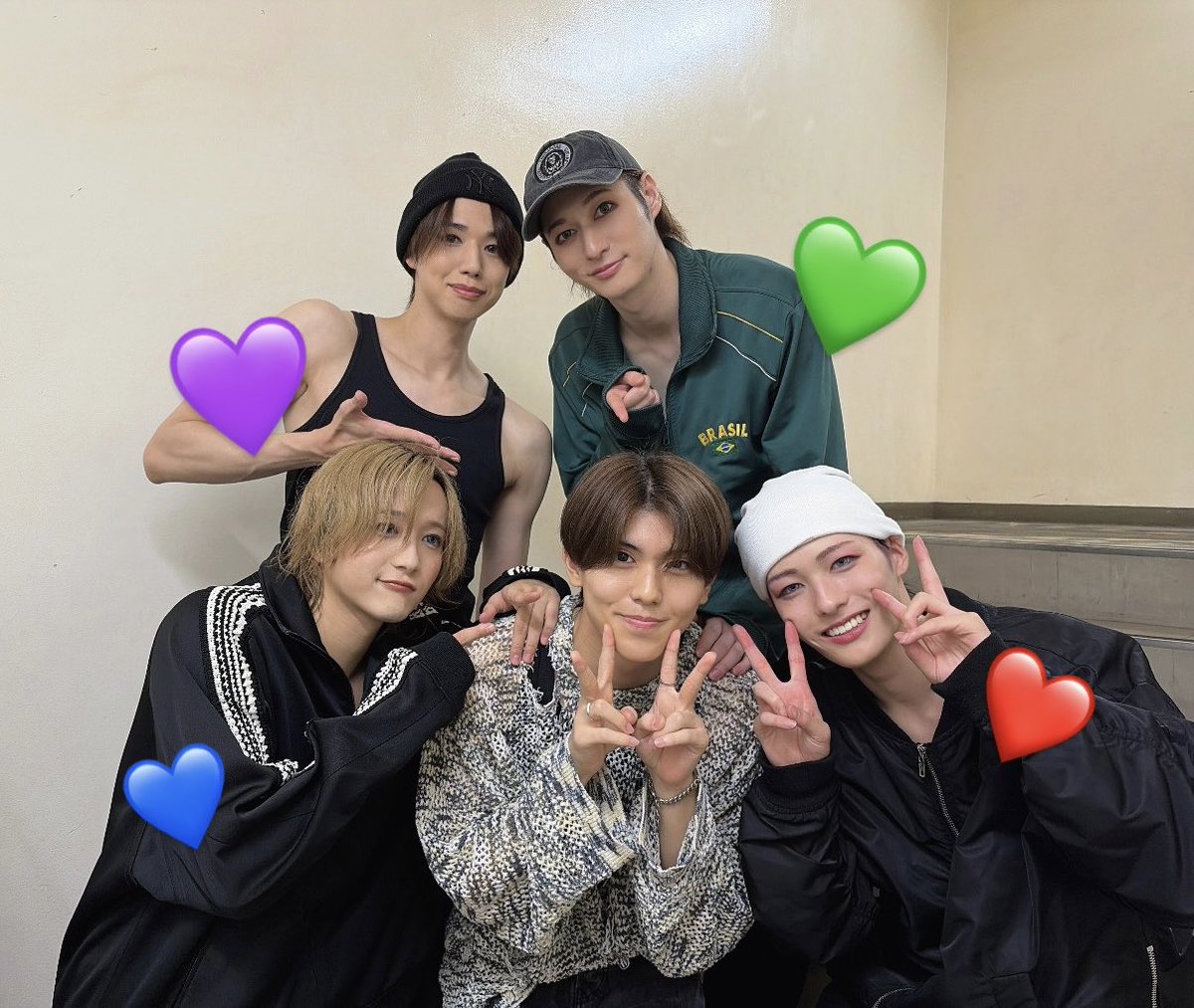 yukia_takano's tweet photo. #多聞ステ 観劇しました🎤

めちゃかわいくてかっこよかった✨️
ステージに立つアイドルって素敵だなって思いました。

最高なみなさんと📸

荒牧さんと祐理くんちょうど撮れなかったけど最高でした https://t.co/WgEXB3AZU3