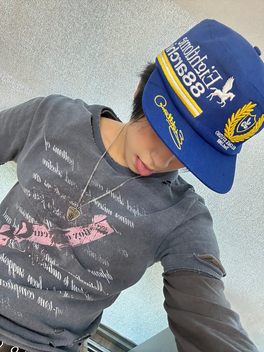 wenotak's tweet photo. TAKI BLEP https://t.co/A9jQIjTO3A