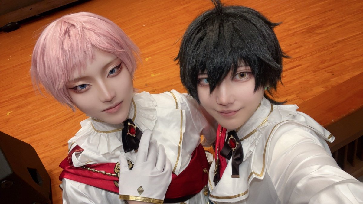 numata_cos's tweet photo. 本日、初コスパフォしてました⚙️
愛も解釈も詰めれて超楽しかった😭💕

愛する影片と🌹 https://t.co/ncrcc6Vzw3