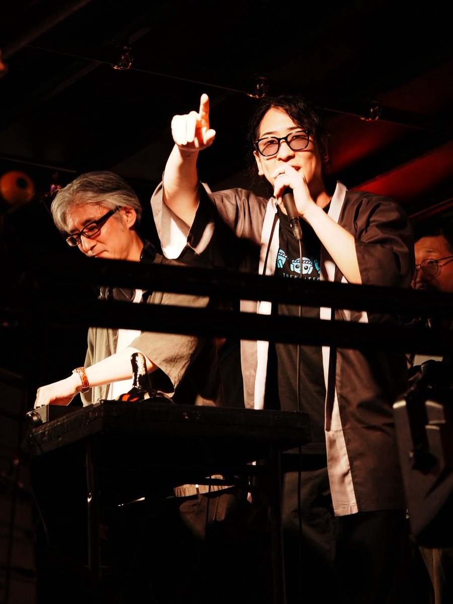 takkuxutv's tweet photo. ゾク夏祭り初日ありがとうございました。

雨が降り続く中でしたが、沢山の方々にお越し頂けました。ありがとうございます。

皆楽しんでもらえたかなーっ？

残り4日ですがお知らせです📢

【明日9/20(日)は予定通り開催】

台風接近に伴い開催を検討しておりましたが
明日 9/20(日) は予定通り開催します。

交通機関の乱れが生じる可能性もございます。
ご来場の際は身の安全に十分ご注意のうえ
お越し頂きますようお願い申し上げます。

21日に関してはまた明日アナウンスとなります。明日に関しても天候に左右されますので、公式サイトのチェックをお願いします🤲