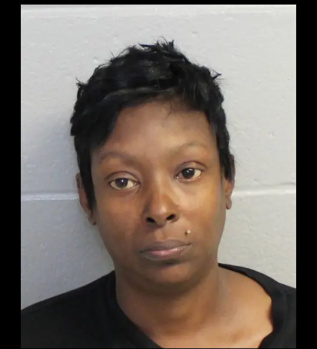 __0HOUR1_'s tweet photo. Two black parents went to Walmart where their teen worked and beat a man to death over a shopping cart.

Parents have been charged with murder and teen fired as Walmart tries to distance itself from responsibility. https://t.co/dRPR4KAuIk