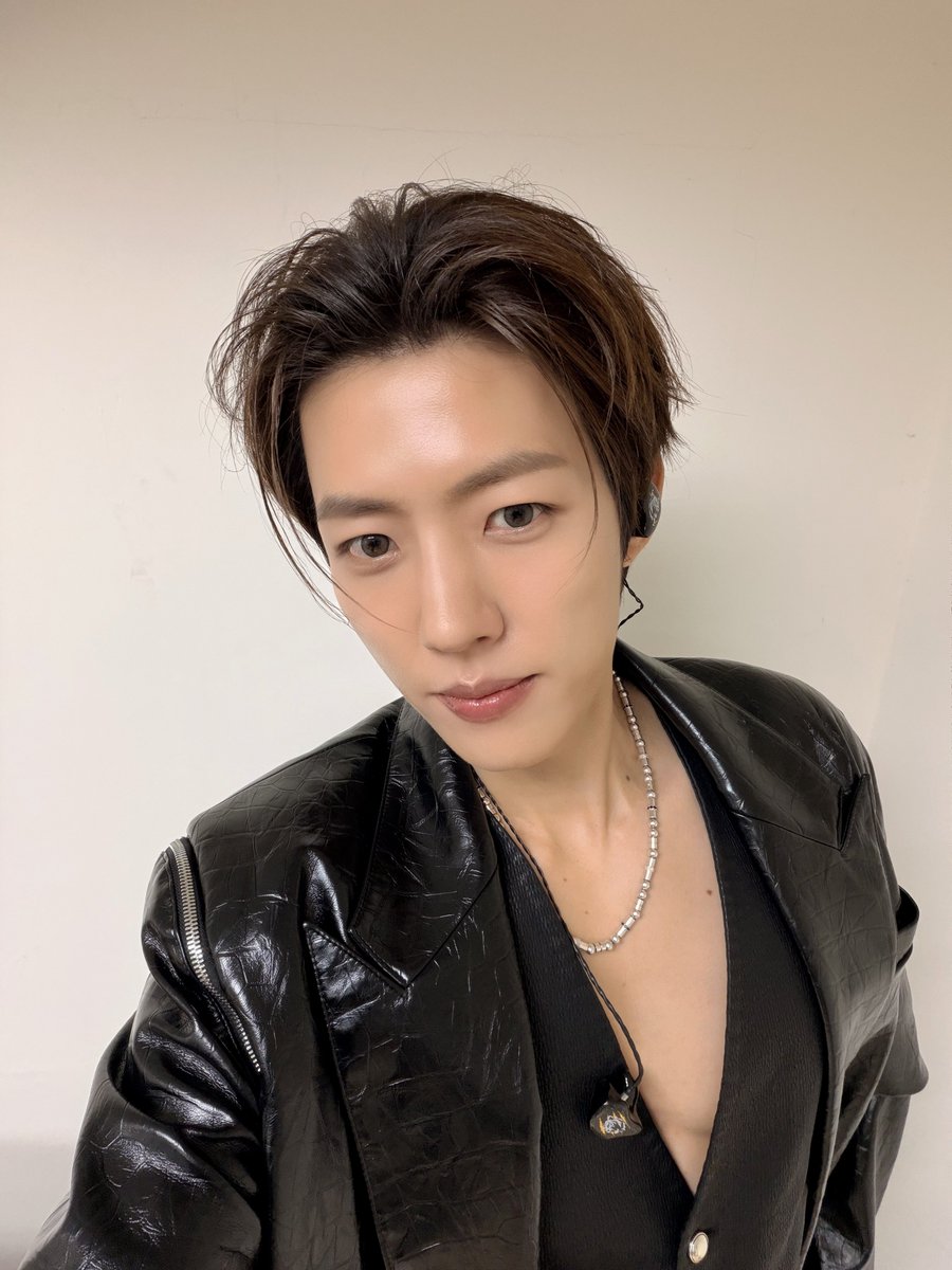 LSY_official_'s tweet photo. 🔸️ 2026 INFINITE 팬미팅 [무한대집회Ⅴ] IN TAIPEI – DAY1

함께여서 더 행복했던 TAIPEI에서의 첫날✨
오늘의 소중한 추억을 간직하고, 내일 또 만나요!

#이성열 #LEESUNGYEOL
#무한대집회5
#매니지먼트이상 #management2sang https://t.co/ItjCQLKm6d
