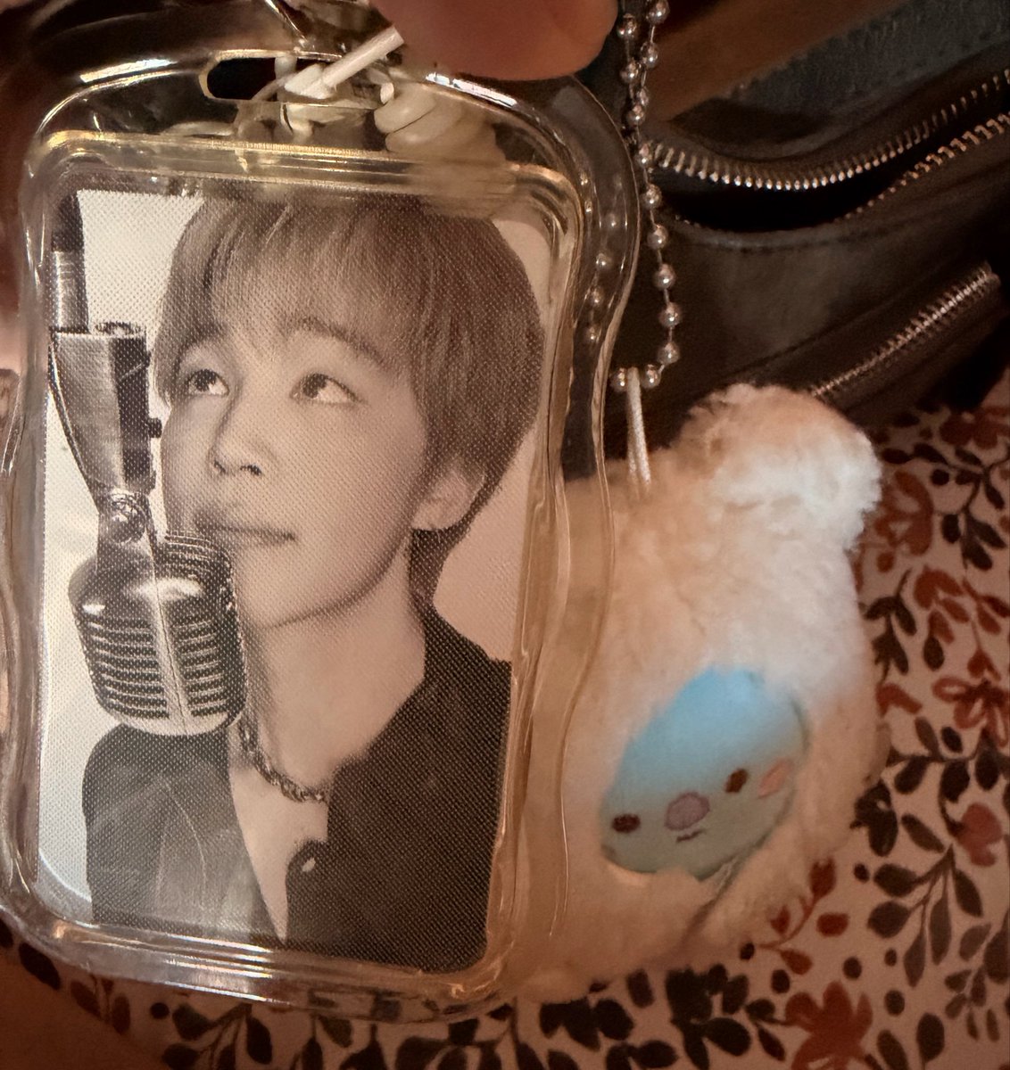 koomicove's tweet photo. probably gonna have to take them off my purse so they survive, at least koya😔 https://t.co/nVh9TP69Db