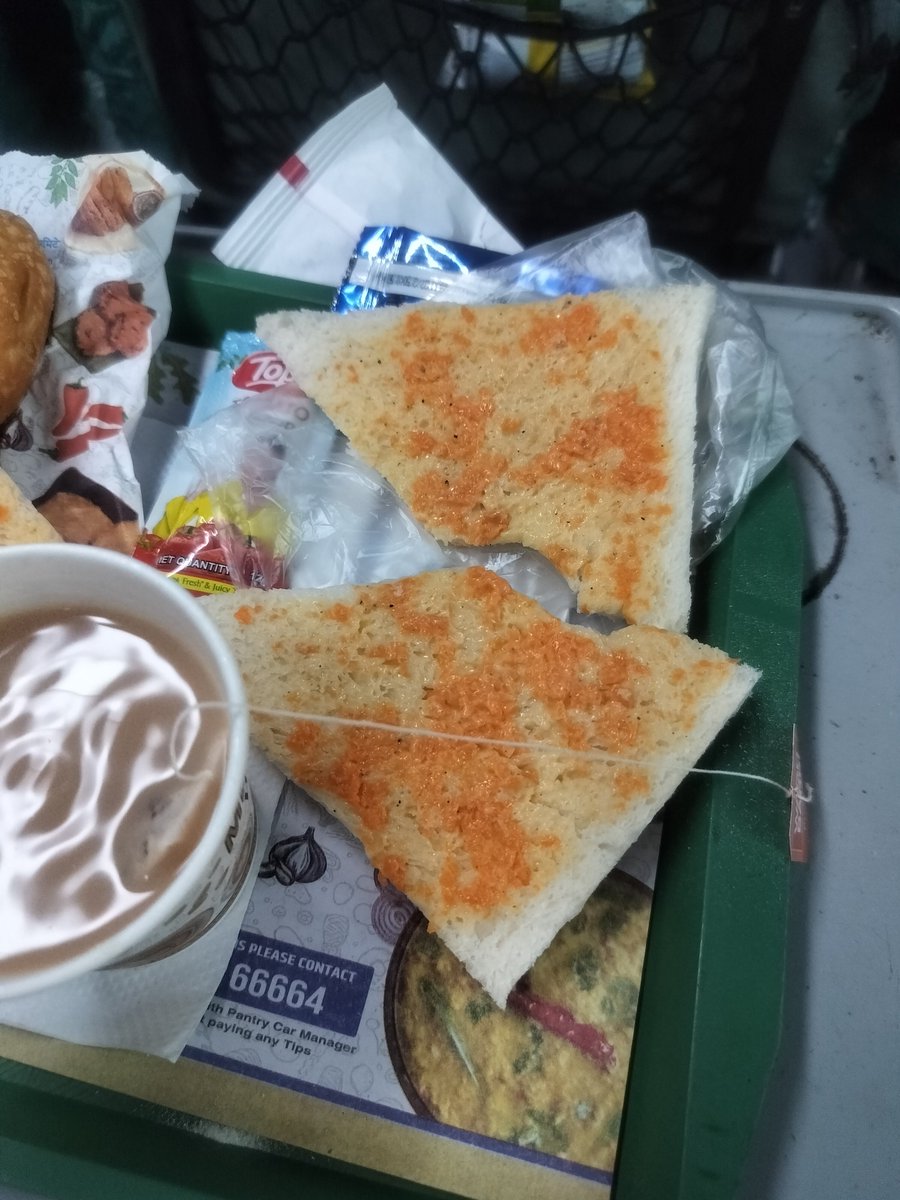 harish_dce's tweet photo. @RailMadad Travelling in 12030, PNR 2463425305, C-13, Berth 15 &amp; 16. Just look at the food quality. From what angle its looking like veg sandwich. Pathetic food quality. The vendor is big cheater. Register my complaint immediately and refund me food amount. https://t.co/T3aSFT9ul1