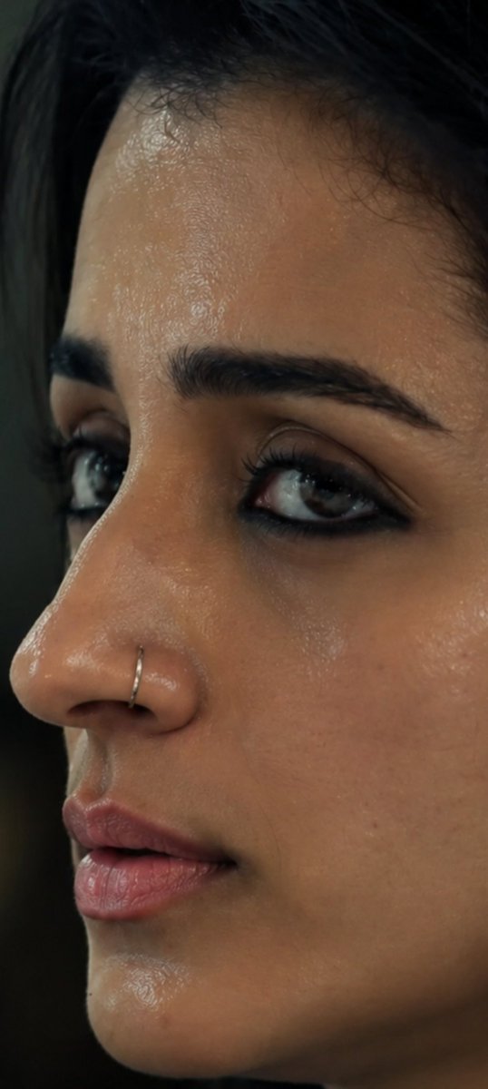 Poojahegde1310's tweet photo. Forget the full face for a second… whose Nose grabbed your attention first? 
#Nayanthara #Trisha #Kollywood
@team_trisha @Nayantharafans
Tell me why in the comments… and don’t hold back.👇 https://t.co/6xh56sJYuq
