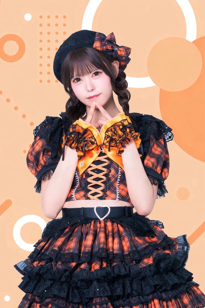 polarismile0530's tweet photo. 【新メンバー アー写公開】

✦••

🧡 綾瀬ねね(あやせ ねね)
🧡 @nene_a___pls 
🧡 ニックネーム:ねねたん
🧡 コスモオレンジ 担当
🧡 誕生日：4月24日

🗓️10/11(日)⋆⸜ お披露目ライブ ⸝⋆
🎫 https://t.co/IyXlUzyTua

✦••

#ポラリスマイル #ポラマイ https://t.co/2E1RLGjJHy