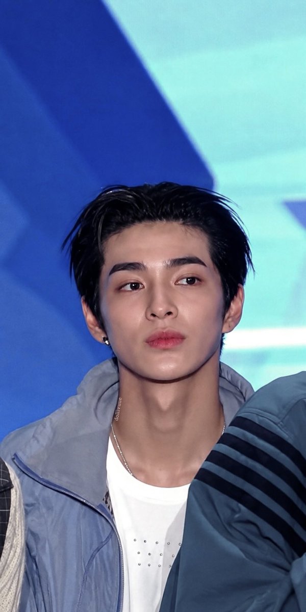 dollivuue's tweet photo. THE COOLEST TEENAGER EVER, AHN KEONHO https://t.co/hG6n0moQxu
