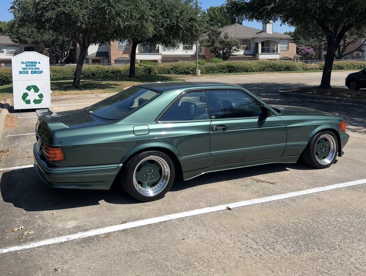 FlawlessSpec's tweet photo. Malachite Green Mercedes-Benz 560 SEC AMG 6.0 Widebody https://t.co/ZsuuHGVdVr