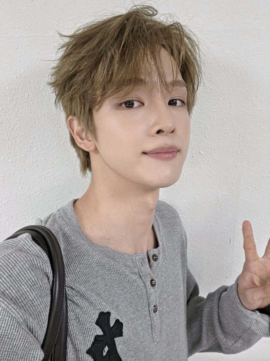 blessmebape's tweet photo. ㅜ.ㅜ https://t.co/hESHZBVC73