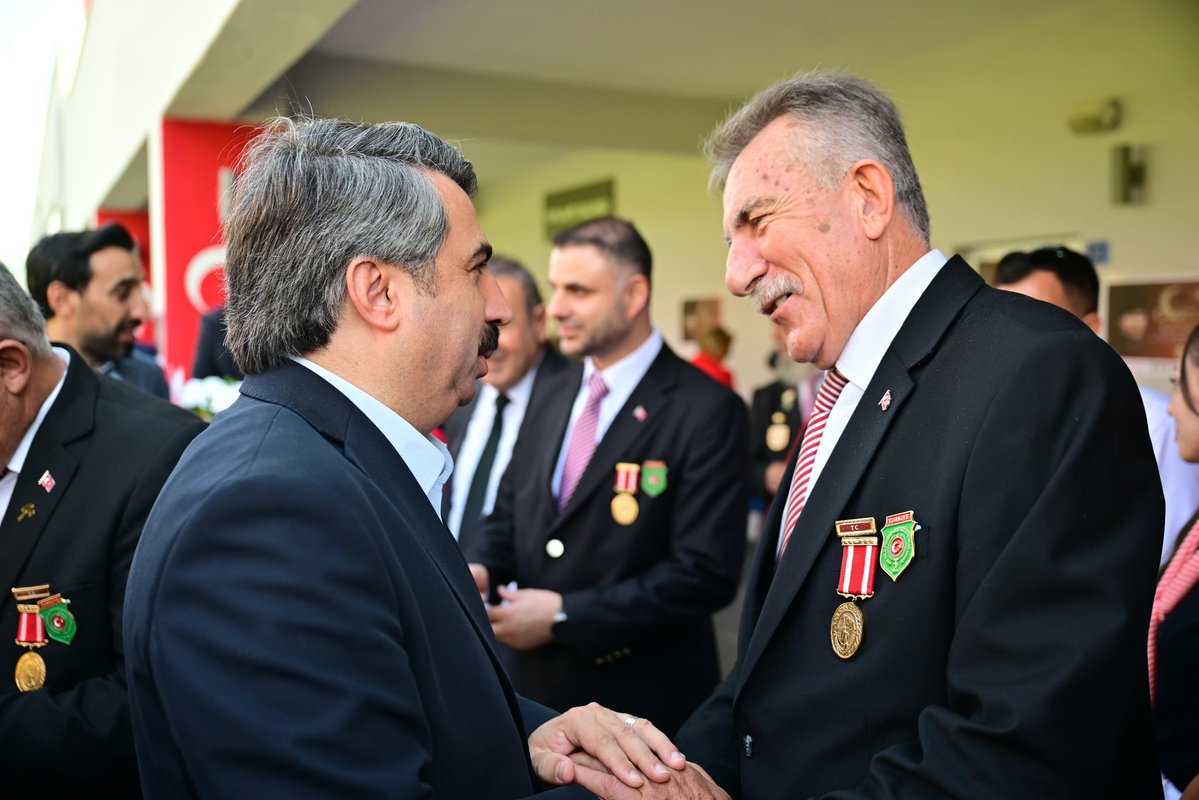 oktayyilmaz16's tweet photo. Valiliğimiz tarafından düzenlenen 19 Eylül Gaziler Günü Anma Programı’nda vatanımız uğruna mücadele etmiş kahraman gazilerimizle bir araya geldik.

Onların hatırası, bizlere emanet edilen bu güzel vatanın ne büyük fedakârlıklarla bugünlere ulaştığını bir kez daha hatırlatıyor. Rabbim her birinden razı olsun. 🇹🇷

📍Mihraplı Şehit-Gazi Dernekleri Yerleşkesi