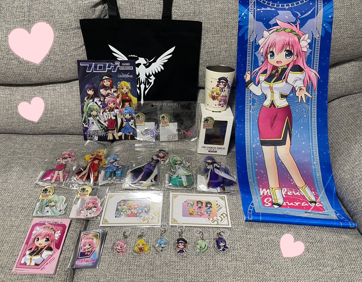 akidania2's tweet photo. ギャラクシーエンジェルポップアップストアでお買い物したものたち✨️✨️全部めっっっちゃかわいい！！！！✨️✨️✨️✨️大人気で買えなかったものがあるので通販利用します！色紙展示もBGMも本当に嬉しい！！ありがとうございます😭✨️✨️夢みたい…！✨️✨️幸せです！✨️ https://t.co/Euok0RbG9k