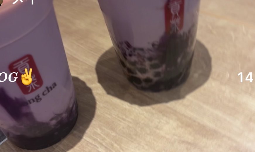 P35474586's tweet photo. ゴンチャ、ぶどう頼んだんだけどりんごの試飲してて気がきくね🎶🎶って感じだった
りんごのやつがほんとに美味しすぎたので、また来週行きます🎶🎶🎶🎶 https://t.co/FfSplsF7Pi