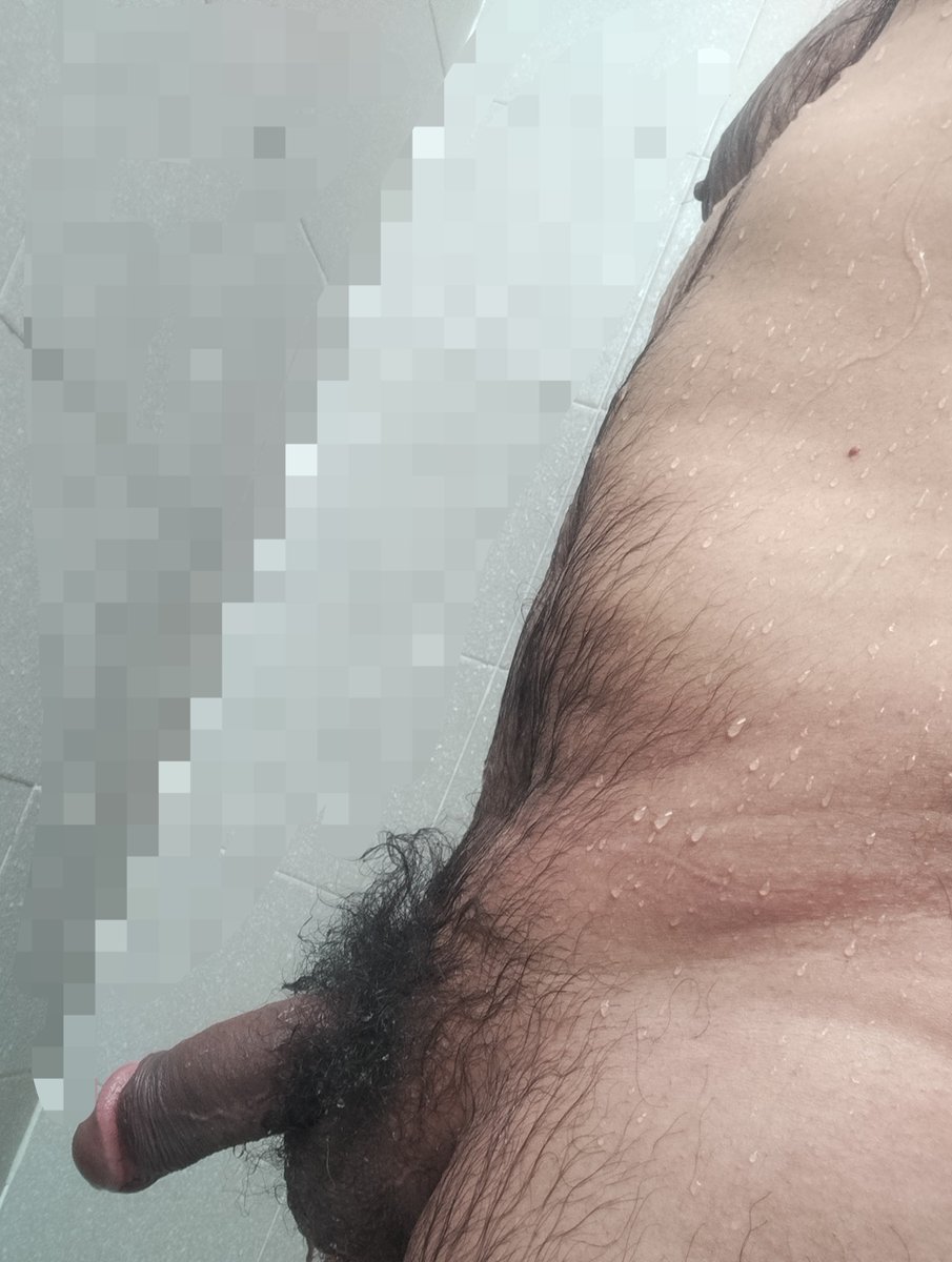 AnisF80672's tweet photo. Un baño y a trabajar... pero antes una vuelta por el paseo en el kiosko... https://t.co/hdW6ZLIedY