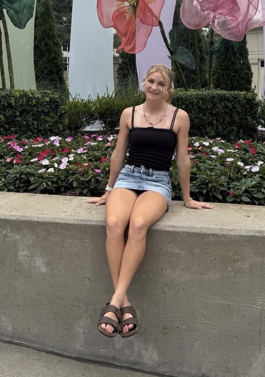 CarlLucas321's tweet photo. Followers submission of cute and innocent Addison 19   #wankchat #girlfriend #wife #irl #submission #submissions https://t.co/LJyCJelSjN