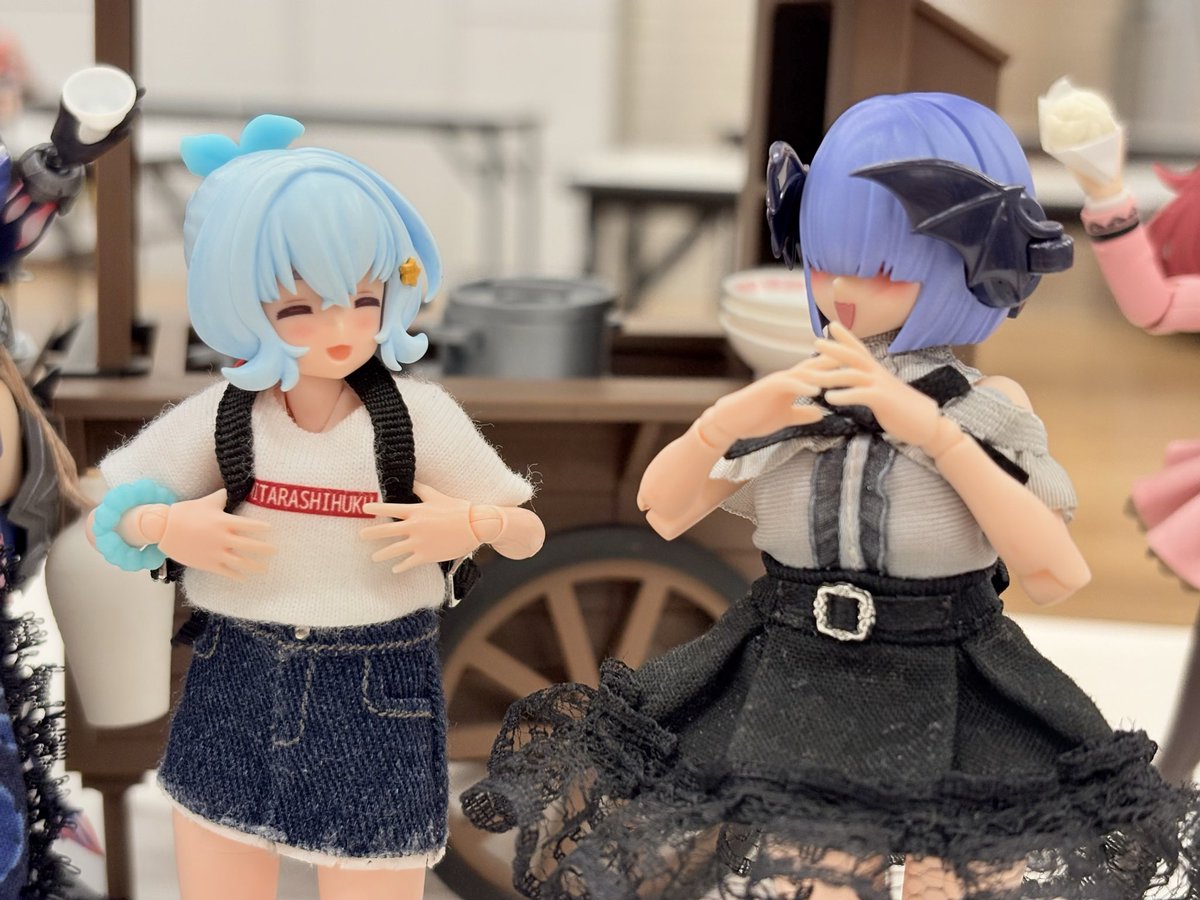 yuki17898556's tweet photo. Gishさん（@Gishki_DT ）のクノエちゃんとパシャリ📷✨
日常風に撮れたのが良かった、やはりメカクレ最高ですね…！ https://t.co/MqwmN4sIlJ