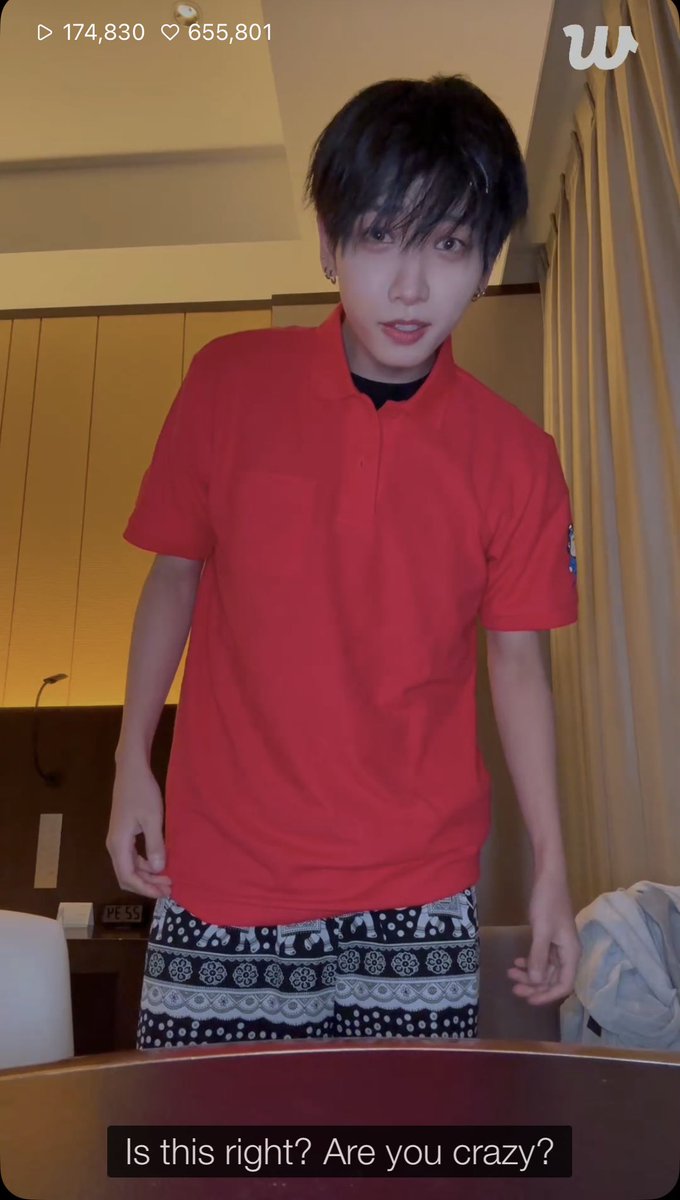 hyukmyungzyuri's tweet photo. what the FUCK is this fit bro https://t.co/IwkguNkSwC