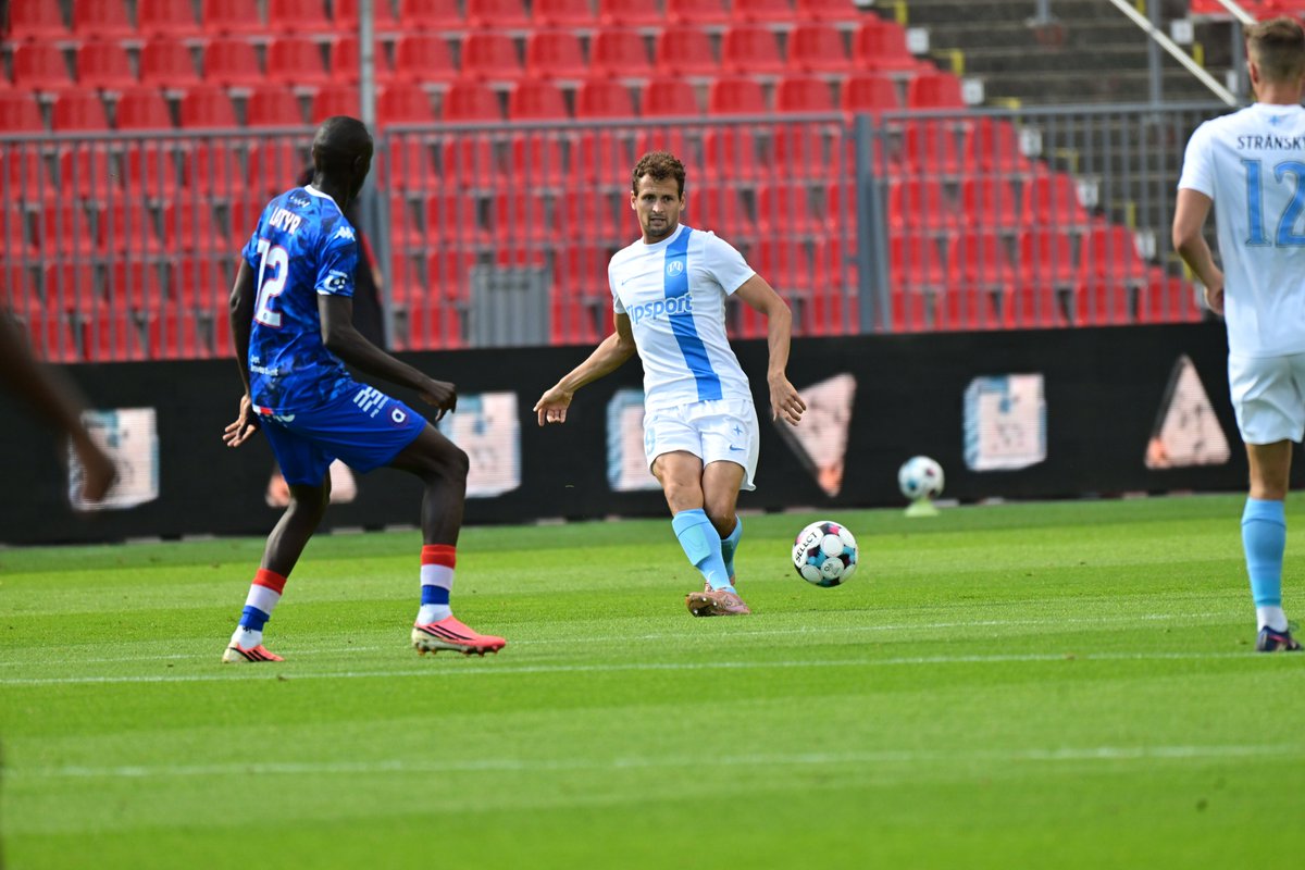 FCSlovanLiberec's tweet photo. ⏱️30' | #ARTLIB | 0:0 
První půlhodina na Srbské je za námi. Stav stále bezbrankový. https://t.co/nj03Q53mep