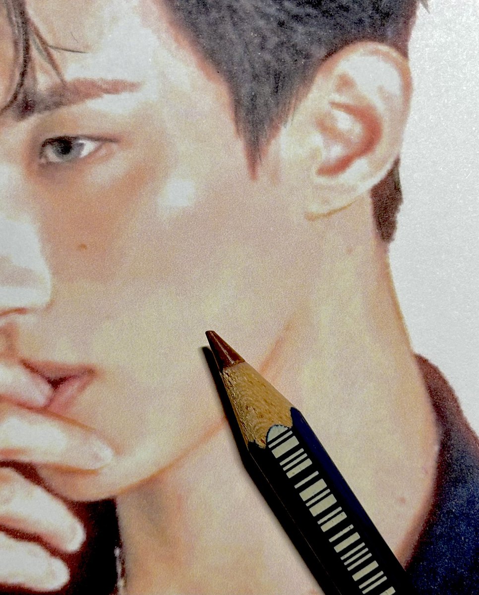 niniwonwoo2's tweet photo. この1、2年で筆が遅くなっちまったもんだから入隊と同時に描き終わるってのが出来なくなった。ぼのにに至ってはボツってオジャンだし、どぎょむも描き終わらん、みんぎゅもいつの間にかいない。このシルバーウィークで1枚は描き終わりたいぜ！ https://t.co/od31qHyjid