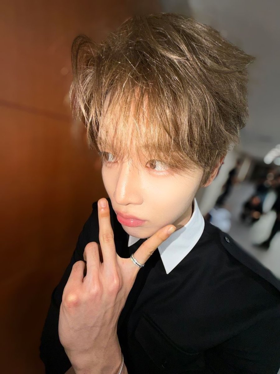izz_zx's tweet photo. 260919 #성찬버블 https://t.co/Hmu0SqCbEF