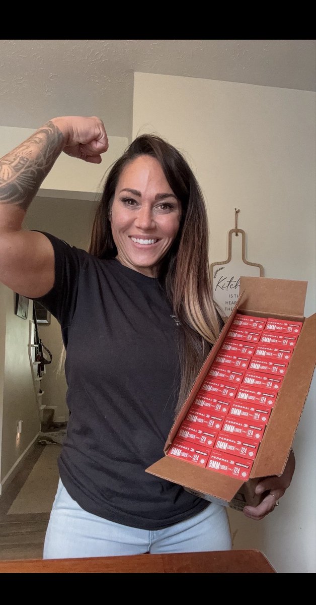 JustJenRX's tweet photo. It’s always a good day when new AMMO comes in!!! 💪🏼 https://t.co/IAqjBmg1bG