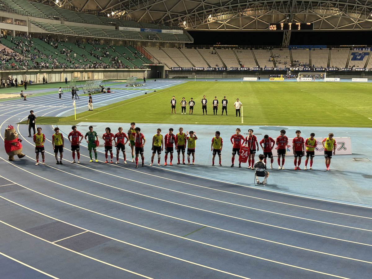 akisan__22's tweet photo. 9.19
JFL本番リーグでのジェイリースfcとの大分ダービー。4000人を超える観客が訪れる中、勝ち点3を取ることができて良かった。
お互いに切磋琢磨をしながら、これからの大分のサッカーをもっと盛り上げて行こう。

#ヴェルスパ大分
#ジェイリースfc https://t.co/1X7XzSadKm