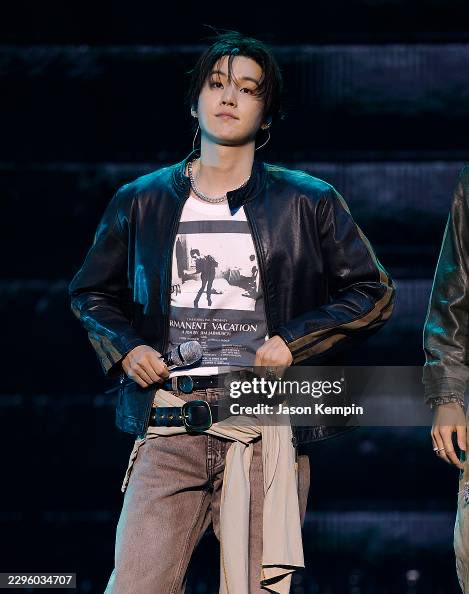 wbYZGxKVISSwtZb's tweet photo. getty imageの無加工テヒョンさんが爆イケだと話題なので見に行ったら、ユンギさんがイケ散らかしていたので貼っておきます https://t.co/1qduPafYKe