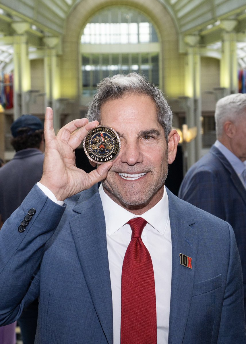 GrantCardone's tweet photo. Hanging out with these amazing patriots at Trumps White House - shooting Million Dollar Pitch created by @realDonaldTrump &amp; @SBAgov thank you @SBA_Kelly @jgebbia @Deancain @NICKIMINAJ 

Streaming on Amazon Prime Video in October https://t.co/Ra9ePwO0Gw