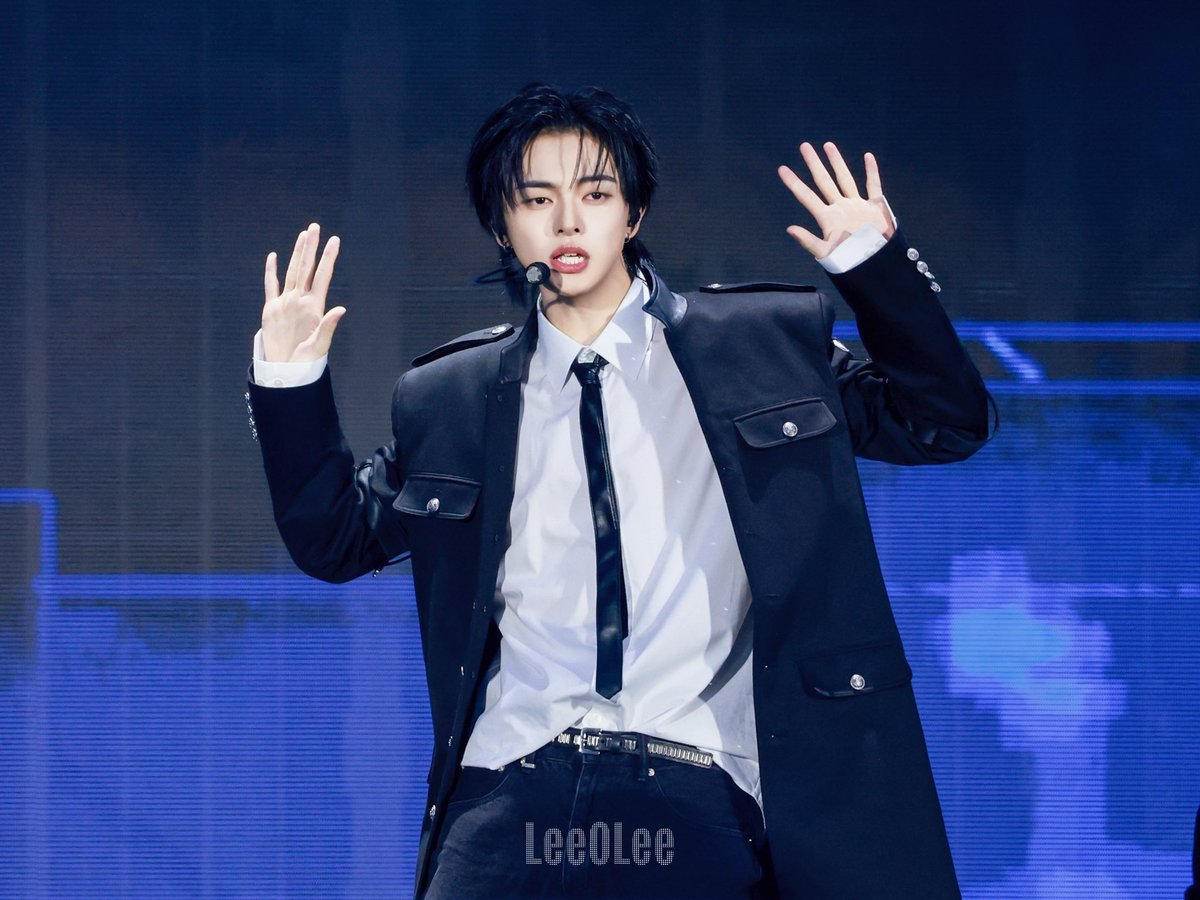 leeOlee5822's tweet photo. 260919 tma

#리오 #이리오 #LEO 
#알파드라이브원 #ALPHADRIVEONE #ALD1 https://t.co/wUJxZ5ynes