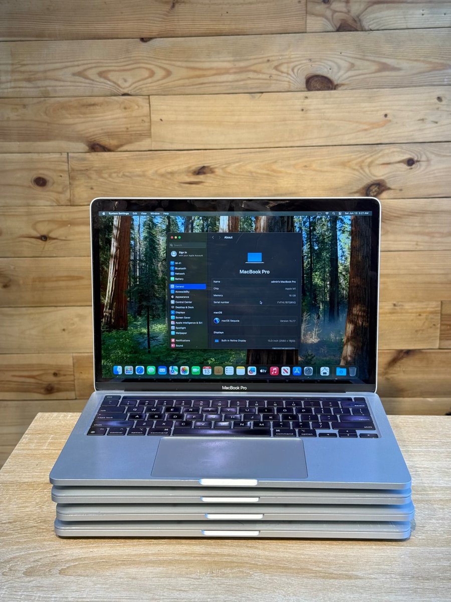 Plugpointgadget's tweet photo. 🇺🇸 2020 MacBook Pro (M1 Chip) 13 inches (Laptop &amp; Charger)

8/512GB - ₦815,000

16/512GB - ₦880,00 https://t.co/XHorXiKpyx