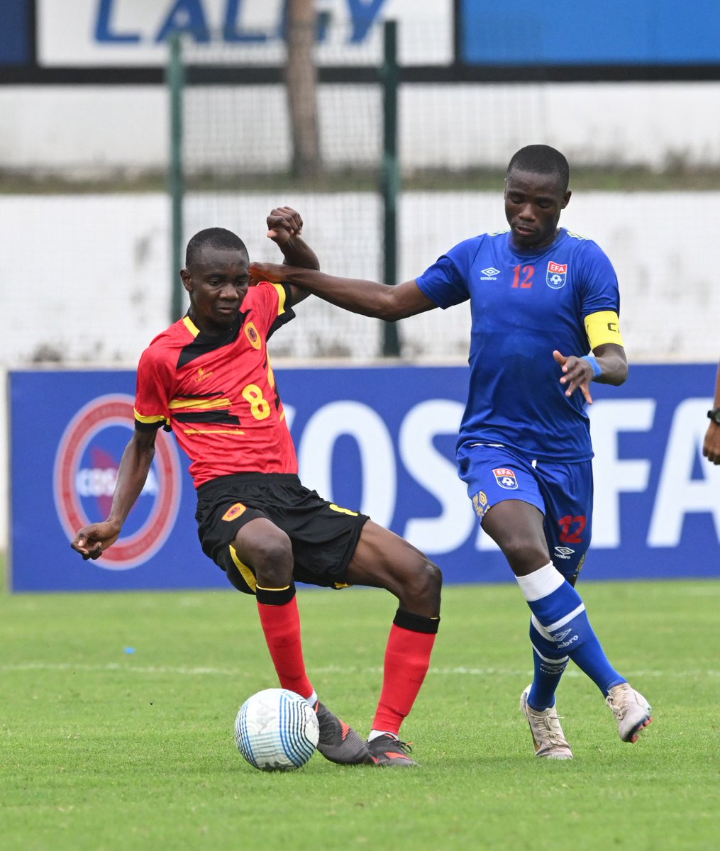 COSAFAMEDIA's tweet photo. HALF-TIME
ANGOLA 🇦🇴 3️⃣ 🆚 0️⃣ 🇸🇿 ESWATINI
⚽️ #17 Domingos Muxito
⚽️ #20 António Kulica
⚽️ #9 Jairo Muanha
Angola head into the break with a three goal advantage.
#COSAFAU20 #COSAFA #ANGOEsw #Maputo2026 #Football https://t.co/sZ9QXWQEq2