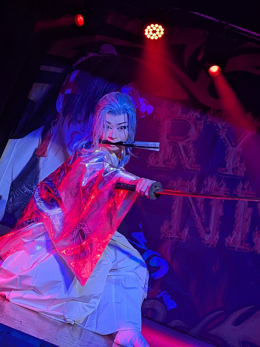 oshareasami's tweet photo. 雄哉さんのお芝居やっぱりいいんだよなぁ…。こんな顔するんだぁ……みたいな。年々ファンになってます笑。

にっくんはなんかすき笑。
お芝居【雪に舞う恋】見れてよかった…。またいつか見たい作品です。

#劇団美松　#龍錦　#南雄哉　#古町演芸場 https://t.co/EvVZWHMhy9