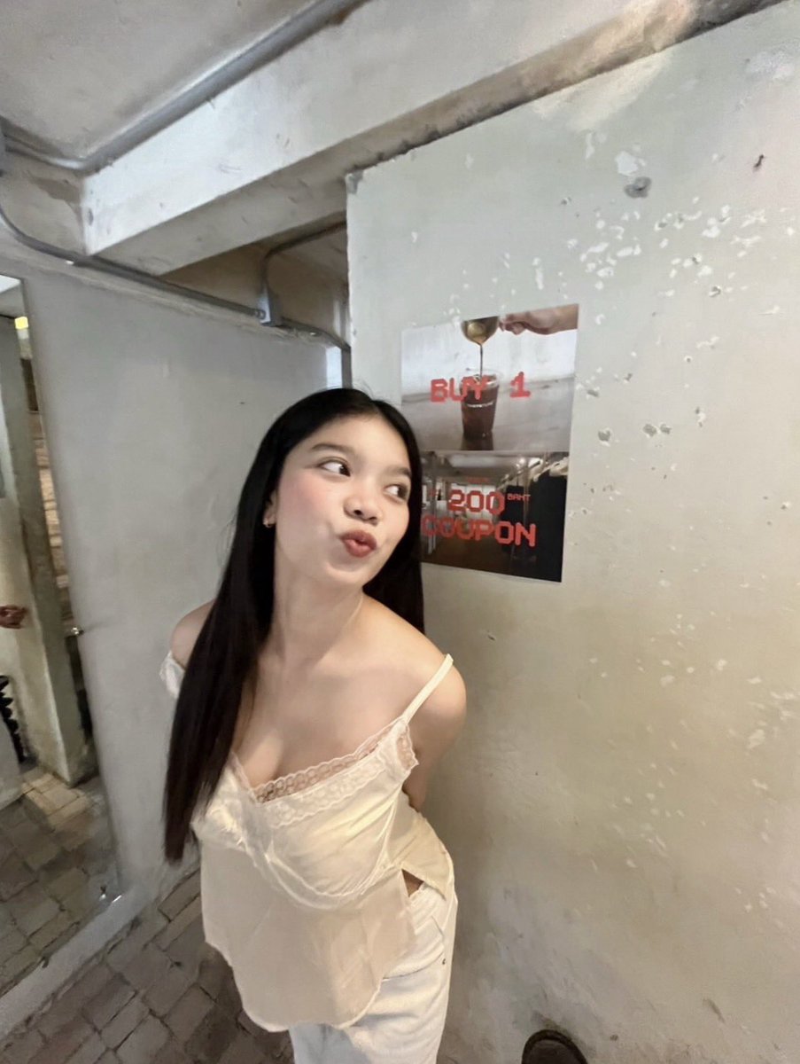 djmfhw's tweet photo. ออม นมใหญ่ มากอดเค้าเลย https://t.co/aKvSCsftZl