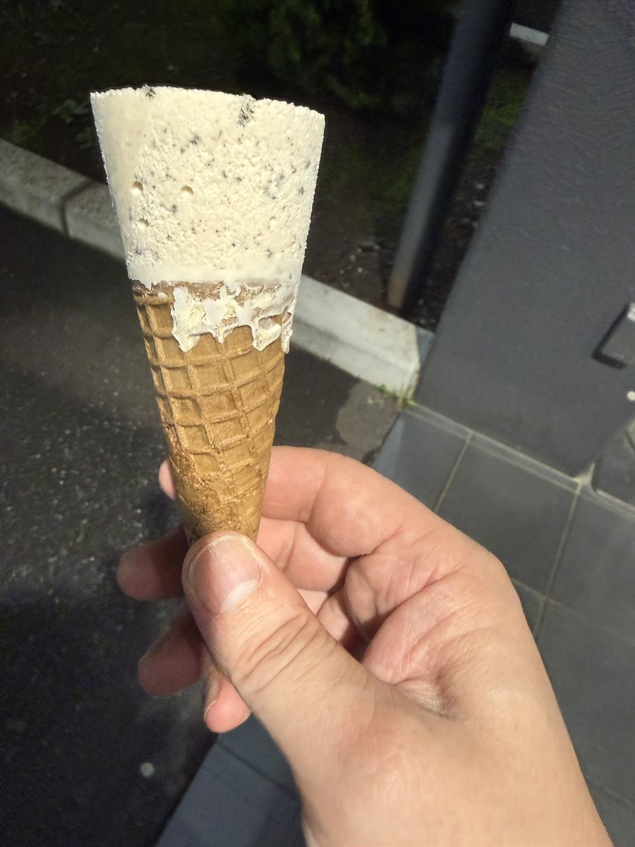 hamahanahama's tweet photo. 結局最後は飲まれヤメ
-16kだが、今日の惨状の中で-16kで1日ホールに居座れたので上出来でしょう。
明日はアイムなんとか〜って演者が来るんだとw
知らねーよwww
なんかもうなんでもアリだなwww
ヒデェ〜や。
明日示唆臭な演者呼んでブッコ抜いたらさすがデナパラだ!!と誉めてやるんだか… https://t.co/k69VQ7tvyK