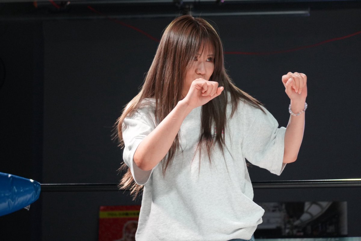 marronzx's tweet photo. 2026-9-19 ゴキケンな3本勝負
ジョーカーもってるのは誰？
#雪妃真矢
#ゴキケンプロレス https://t.co/MgYJE0ihqe