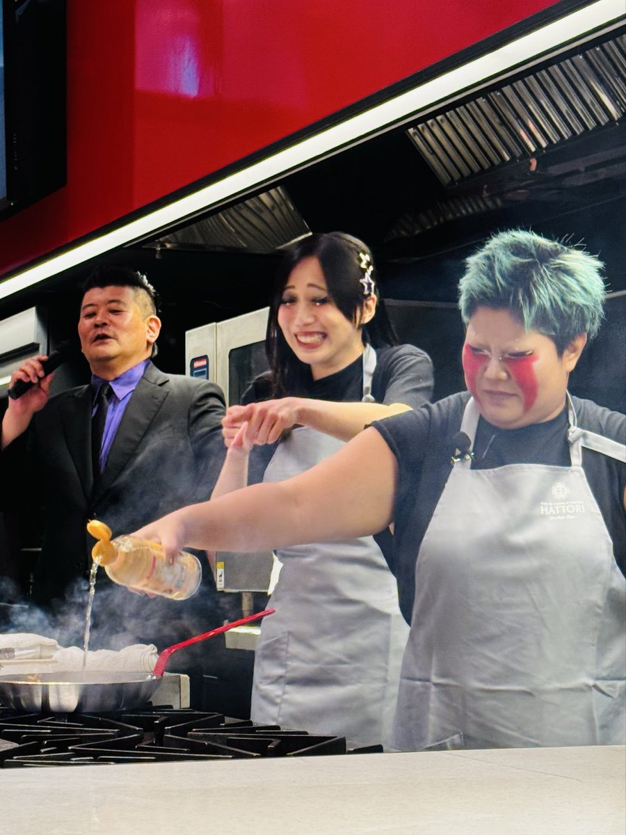 NaoForce's tweet photo. あ！わかった！
ナツコさんと沙弥様でフィーリンキッチンに出てもらいたい！
極悪キッチンめちゃくちゃ楽しかったから、和田明日香さんとか、滝沢カレンちゃんとかと料理したら、めちゃくちゃ楽しそう！
#上谷沙弥
#刀羅ナツコ 
#STARDOM
#フィーリンきっちん https://t.co/tykYmJAn7K