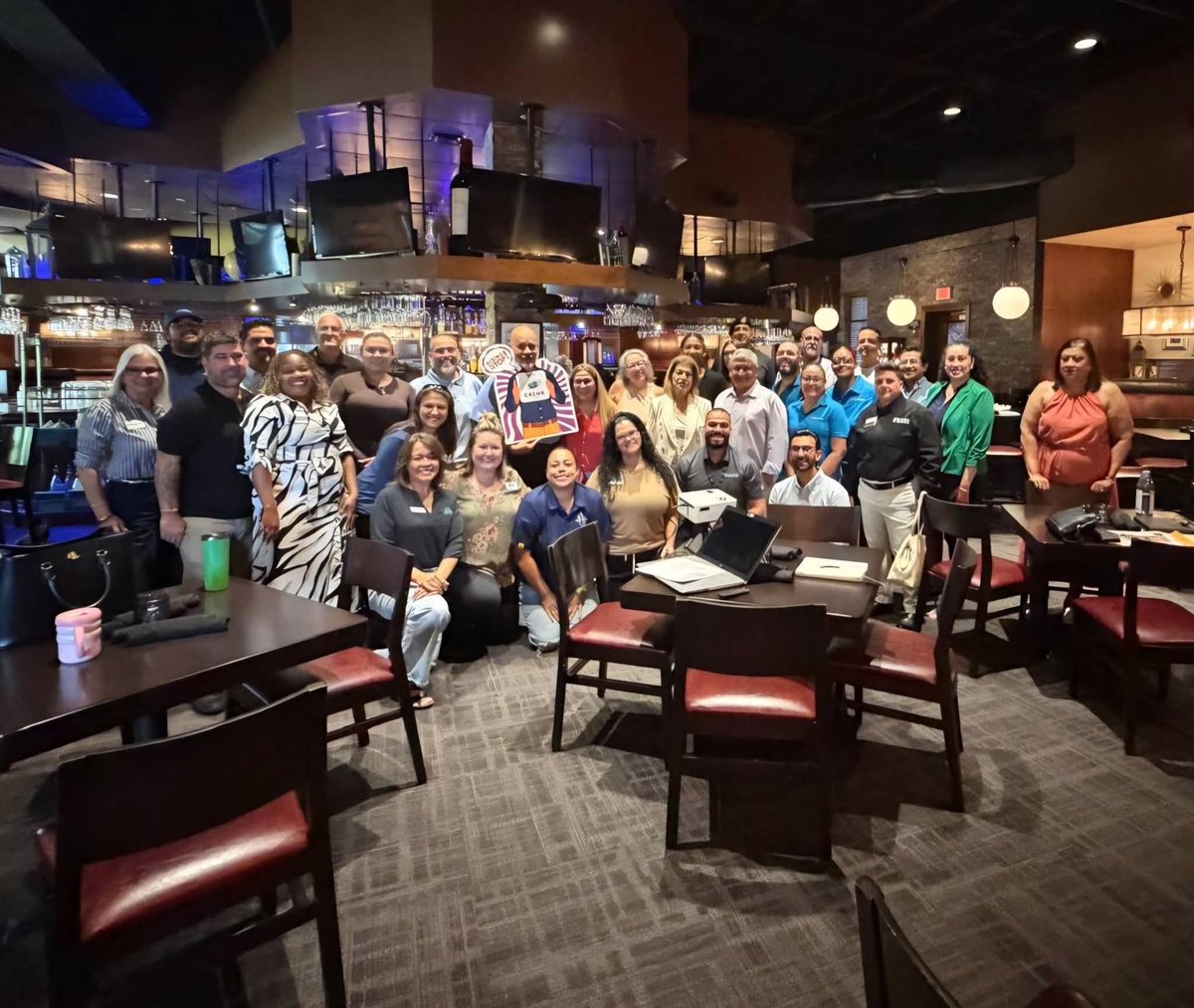sal_belliard's tweet photo. Thank you, @julioaviles13 and the Crema team, for another great networking event! It was a pleasure sharing how @GerardoCaste746 helps local businesses with mobility, fiber, and technology solutions. Looking forward to the connections we made! #OneFLABIZ #lifeatatt https://t.co/C74DMYqdKH