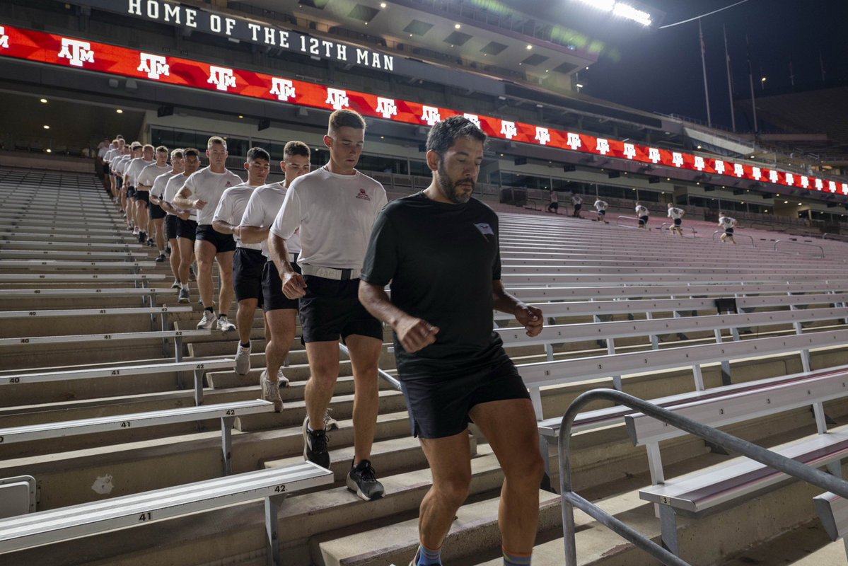 SecWar's tweet photo. There is NO better way to kick off the SEND ME TOUR than with early morning PT with the Texas A&amp;M Corps of Cadets. https://t.co/HBdtGsgWOS