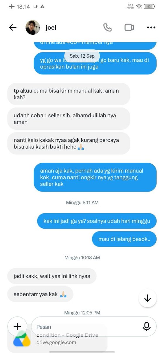 bunnypeachy_'s tweet photo. 1) Awalnya si joel ini chat biasa mau lelang pc, gada yang aneh disini, bahkan dia nawarin buat kasih bukti pengiriman https://t.co/tTUB4uvPqq