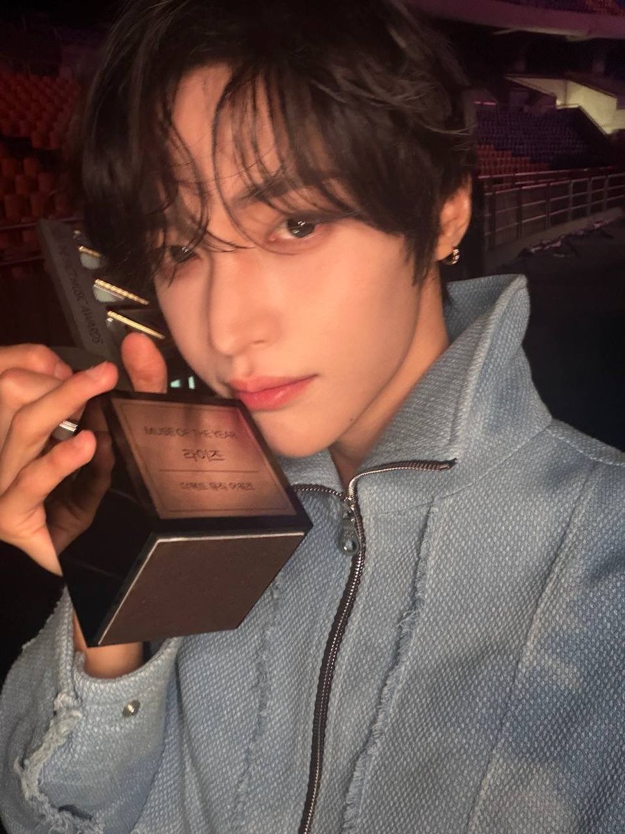 olbin32's tweet photo. 이렇게 좋아하는데 평생 주고싶다.. https://t.co/XmYS2ybAOS