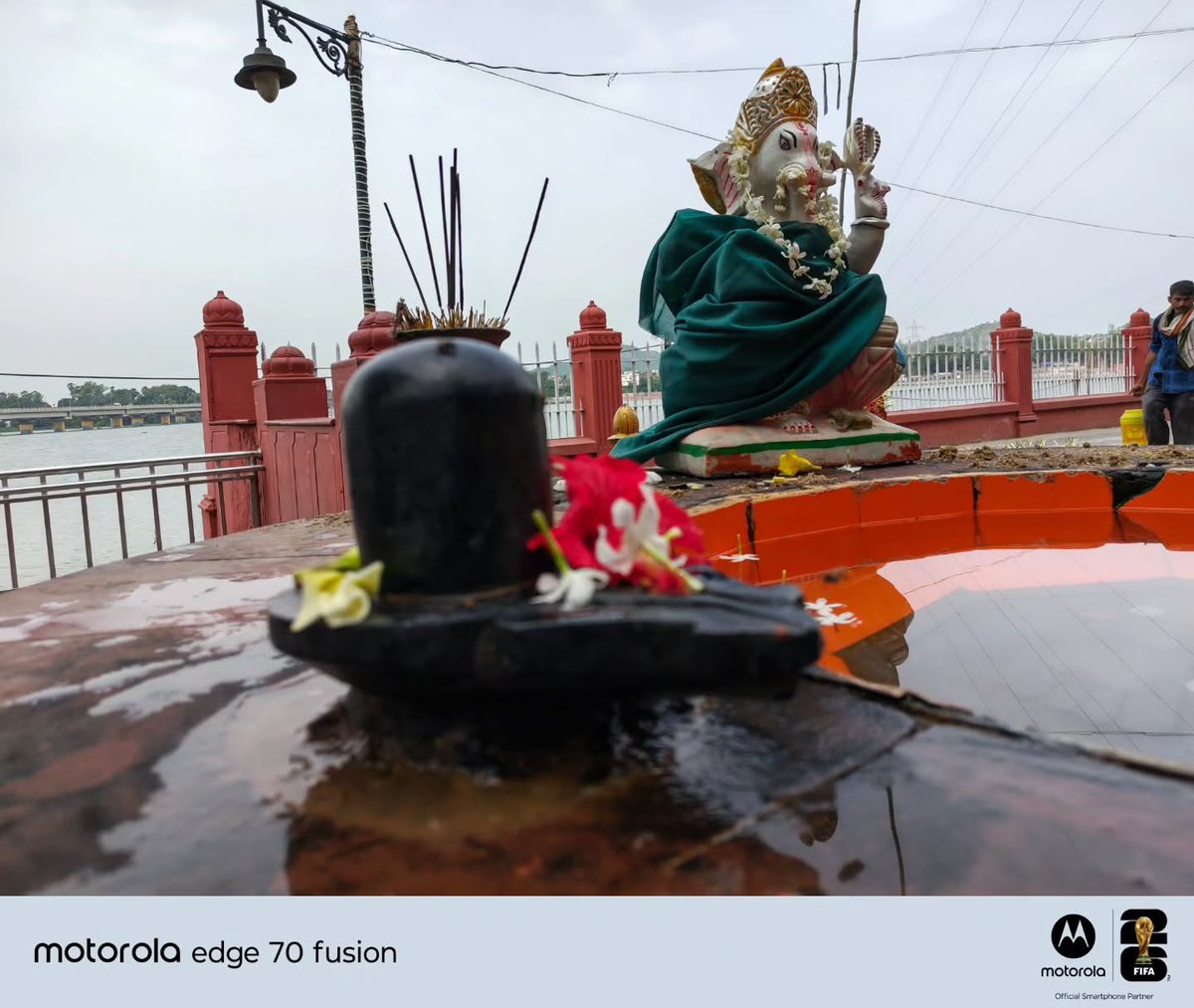 AnikaHandkins's tweet photo. Where words end, “Om Namah Shivaya” begins. Sawan is not just a month—it is the feeling of returning to Mahadev’s feet. Devotion in every drop, Shiva in every breath… Sawan 2026 is almost here. https://t.co/8D7dIhlpAB