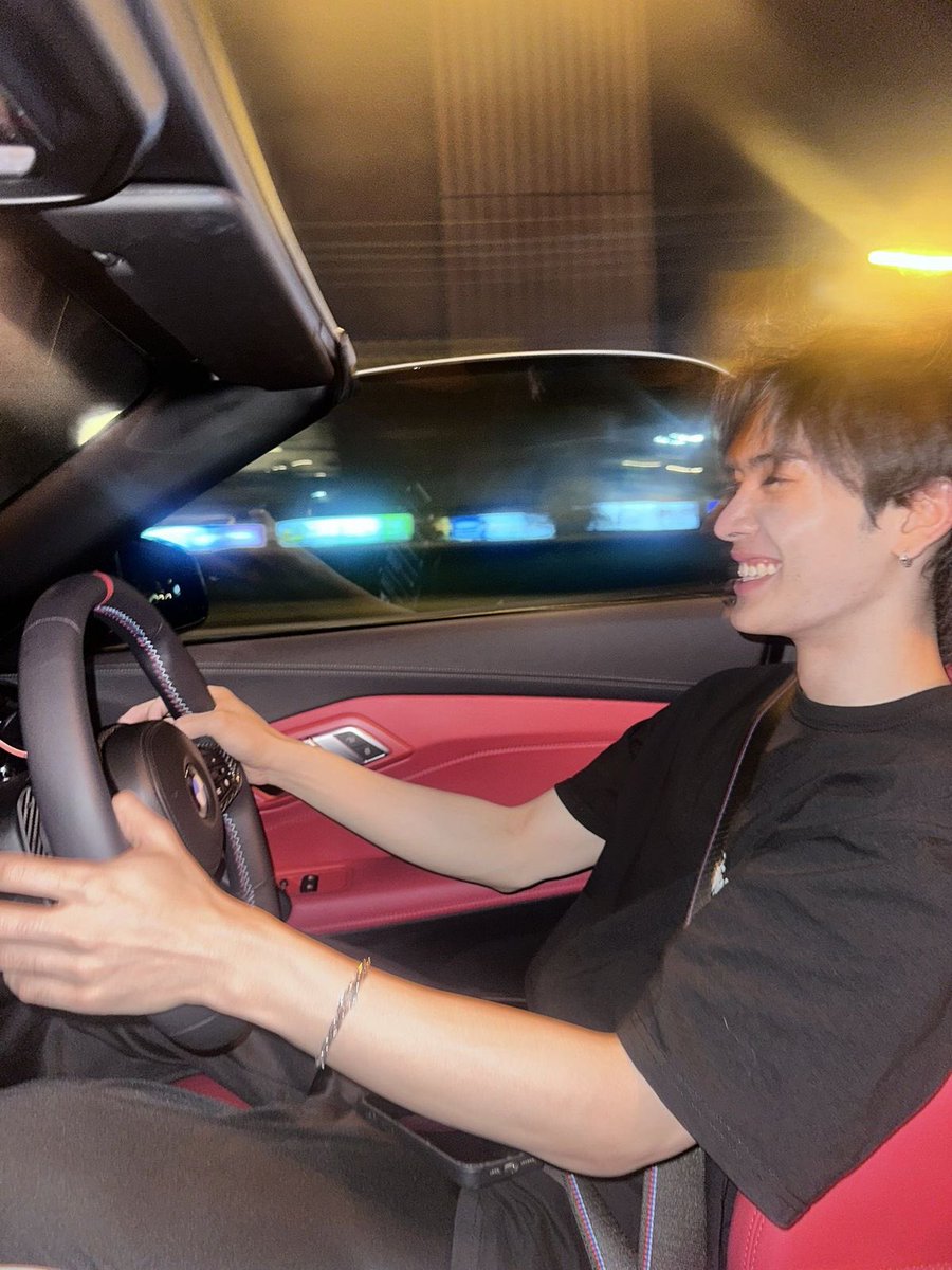 butterandtears's tweet photo. ps’s dream dating checklist 🚗🏛️🌌🤍

✅ night drive
✅ chiangmai
✅ cathedral in italy
✅ car meet in japan
🔜 amusement park
🔜 roadtrip
🔜 ruins of st.paul’s in macau
🔜 autobahn in germany
🔜 adventure activities https://t.co/ZF1IHGC1W2