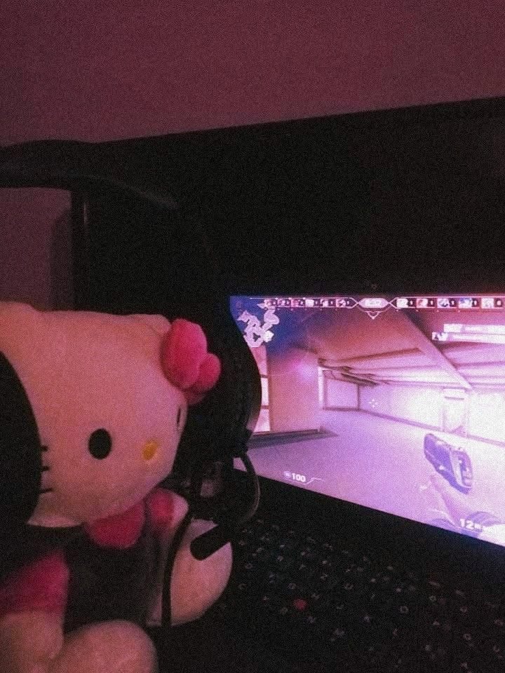 aeonianexe's tweet photo. ₊˚⊹♡ #intro &amp; #moothunt ౨ৎ

⟡ 27 • pc na • autistic af
⟡ rivals • val • league • ow
⟡ support main
⟡ anime • books • multifandom
⟡ lovergirl + professional yapper

♡ / ↺ ifb
#rivalstwt #valtwt #gamingtwt #leaguetwt #owtwt #promotwt https://t.co/SjlMwl7v8C