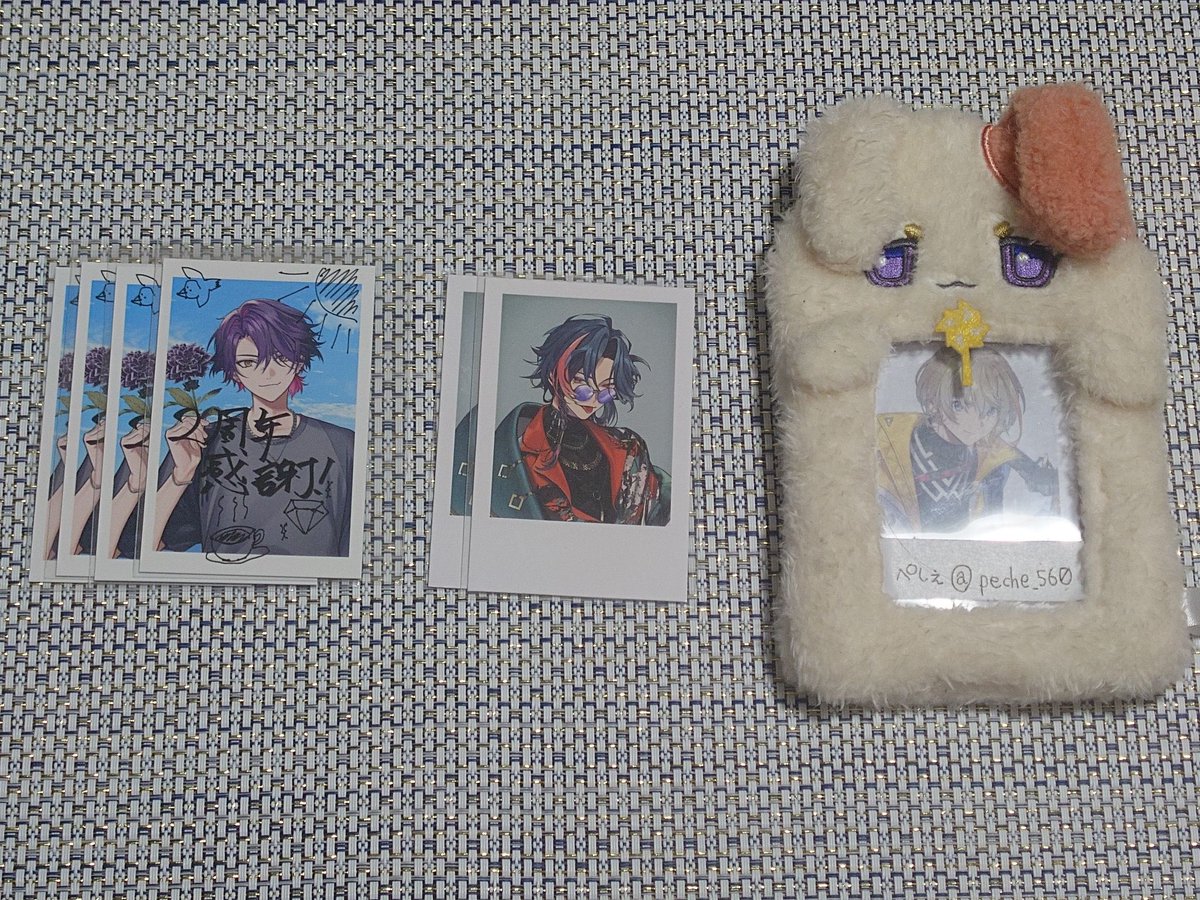peche_560's tweet photo. 交換/譲渡 にじさんじ VOLTACTION 2nd Anniversary 3SKM Standard Goods SUISAI RAIN Dytica Oriens

譲　写真1-2

求　3枚目、定価

都内手渡し/郵送 https://t.co/5QhYILYFL2
